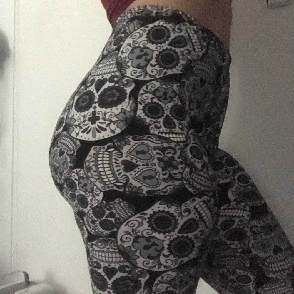 Skull leggings (BRAND NEW)